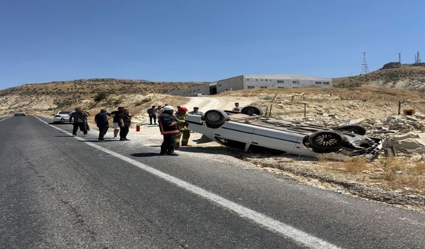 Kontrolden Çıkan Araç Takla Attı: Sürücü Yaralandı