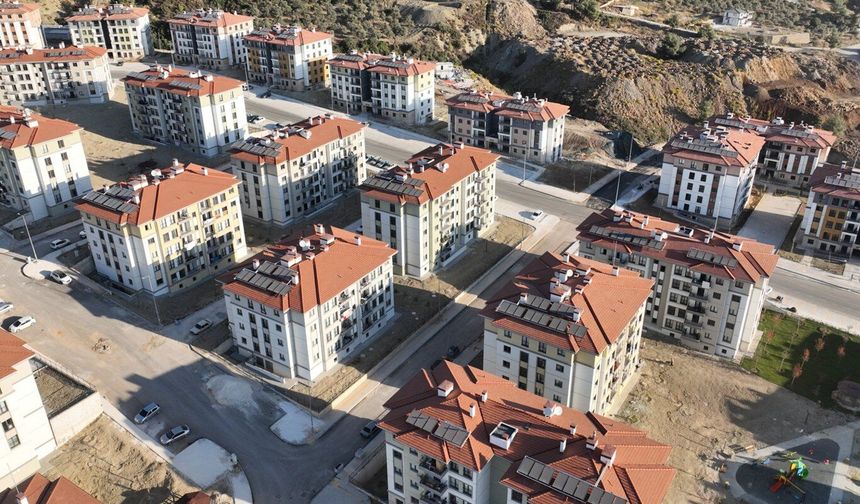 Deprem bölgesinde 455 bin 357 bağımsız bölüm teslim edildi