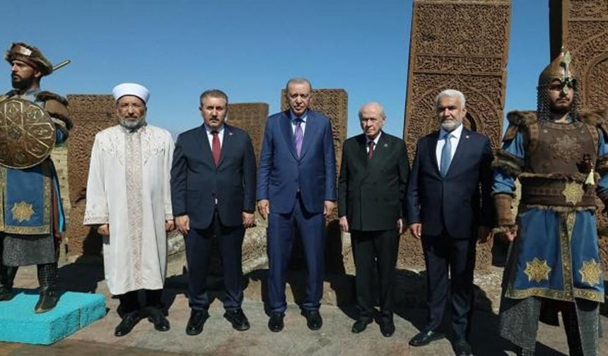 Yapıcıoğlu’ndan Malazgirt mesajı: Türk, Kürt ve Arapların ortak destanı
