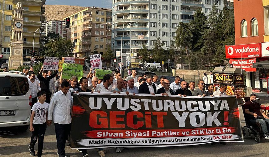 Silvan’dan uyuşturucuya ortak tepki: Siyasi partiler ve STK’lar tek yürek oldu