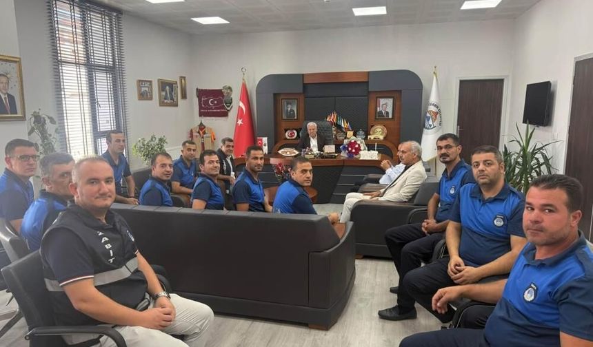 Başkan Karamehmetoğlu’ndan Zabıta Ekiplerine Anlamlı Kabul