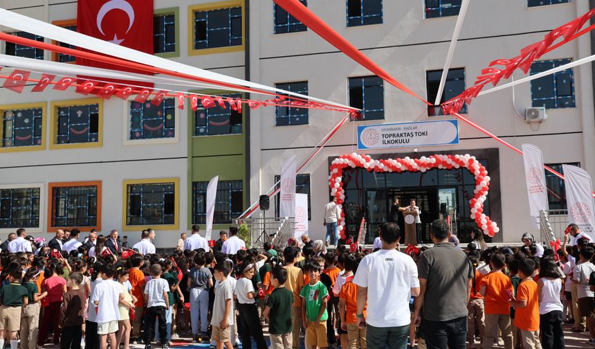 Diyarbakır’da İlköğretim Haftası kutlandı