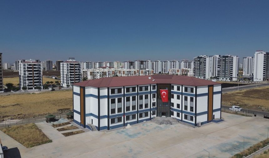 Diyarbakır’da eğitime 290 milyon TL’lik yatırım: 200 okulda bakım ve onarım yapıldı
