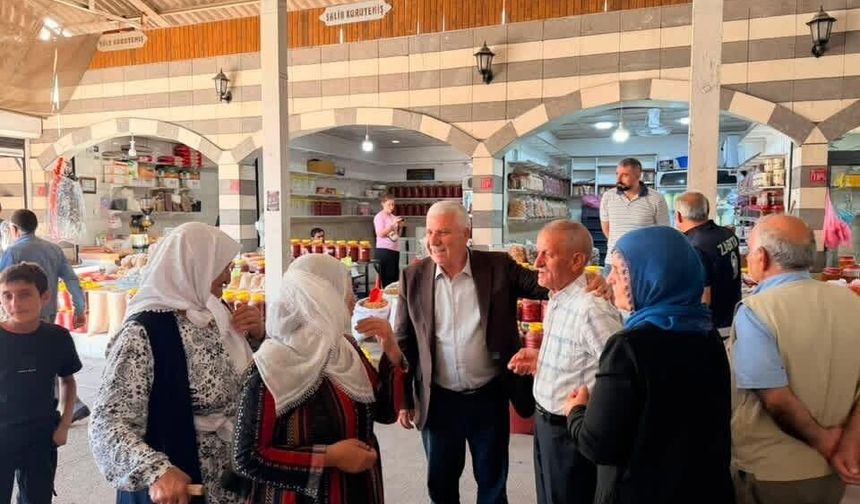 Belediye Başkanı Karamehmetoğlu’ndan Cuma Ziyareti