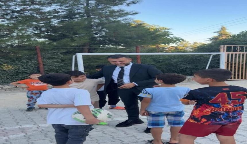 Eğil Belediyesi'nden Birinci Sınıf Öğrencilerine Kırtasiye ve Çanta Desteği