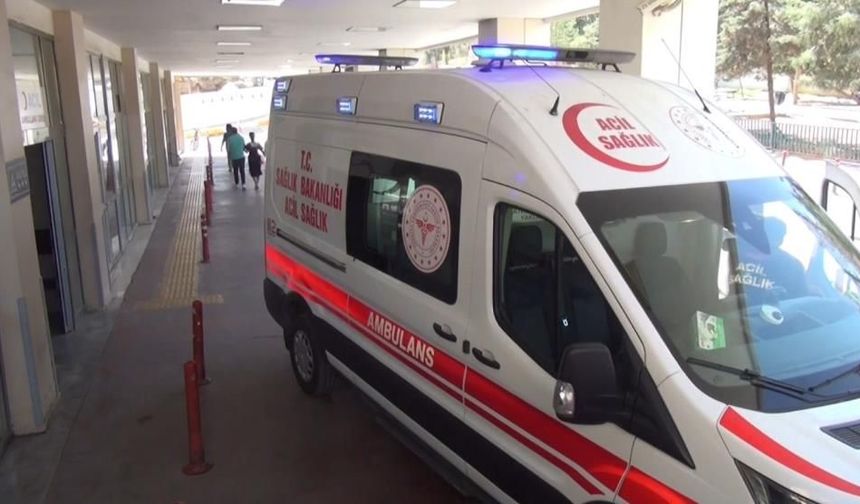 Ortaokulda Yaprak Sarması Yiyen 12 Öğrenci Zehirlendi