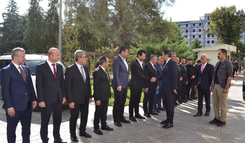 Bismil Kaymakamı Sedat Sezik’e Ziyaretler Devam Ediyor