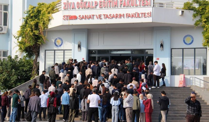Diyarbakır’da KPSS ortaöğretim sınavı başladı