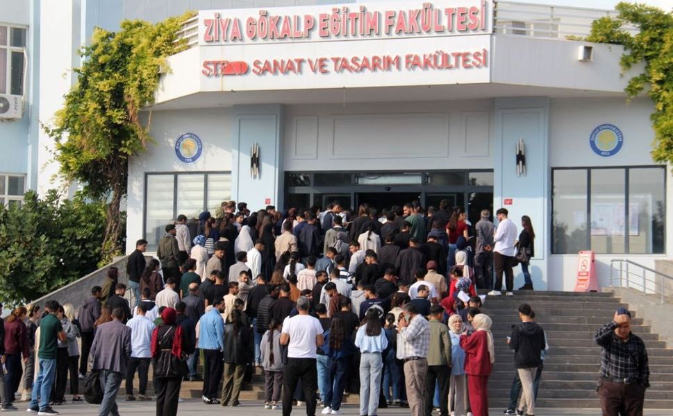 Diyarbakır’da KPSS ortaöğretim sınavı başladı
