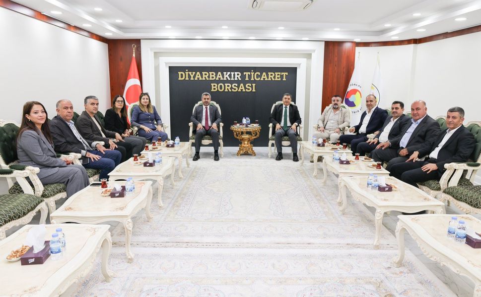 Amedspor’dan Diyarbakır Ticaret Borsası’na hayırlı olsun ziyareti